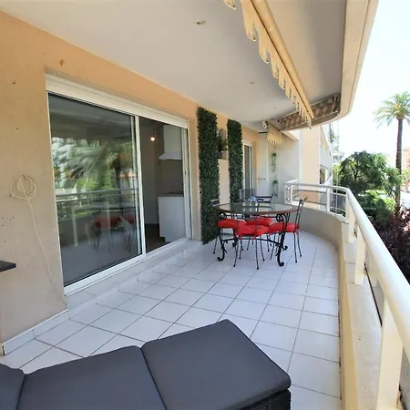 Lägenhet Climatisé Bord De Palm Avec Grande Terrasse Cannes